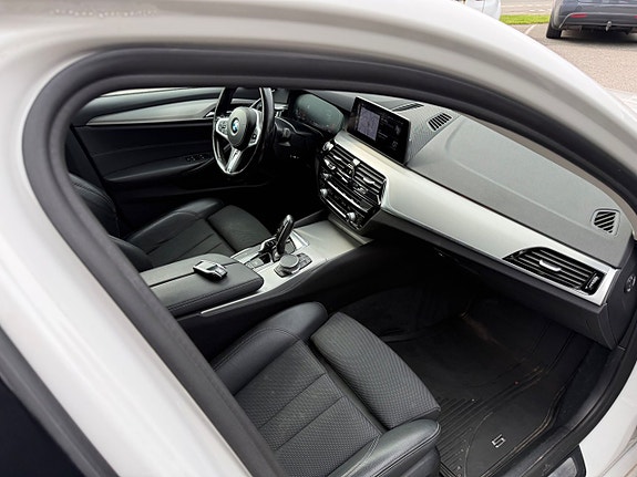 BMW 520d 6 of 10