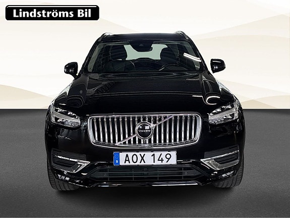 Volvo XC90 8 of 18