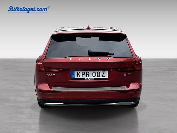 Volvo V60 Cross Country 7 of 11