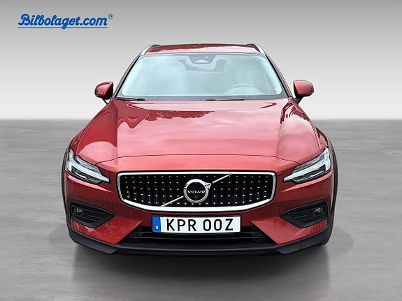 Volvo V60 Cross Country 6 of 11