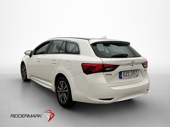 Toyota Avensis 5 of 28