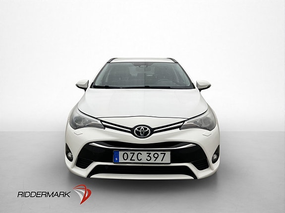Toyota Avensis 2 of 28