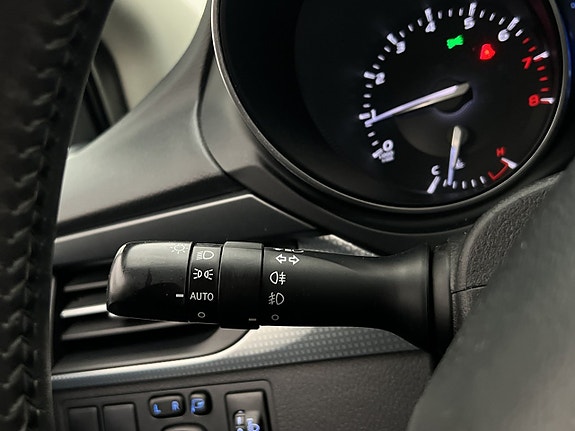 Toyota Avensis 13 of 28
