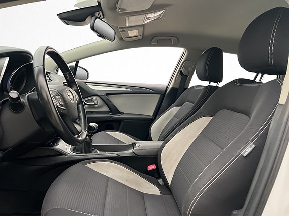 Toyota Avensis 11 of 28