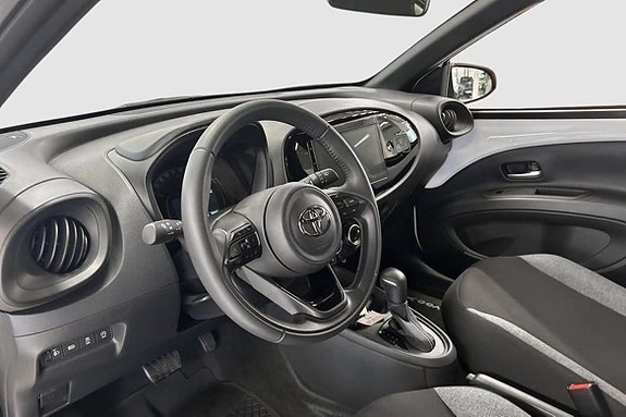 Toyota Aygo X 9 of 13