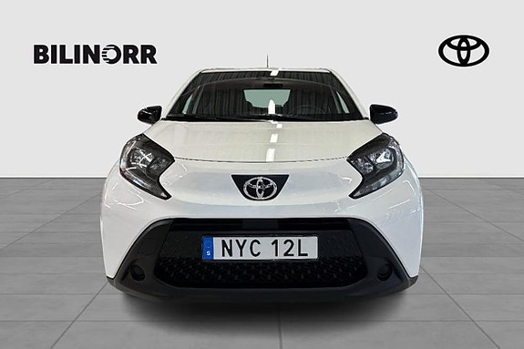 Toyota Aygo X 6 of 13
