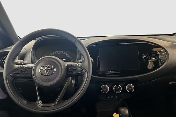 Toyota Aygo X 11 of 13