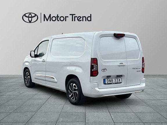 Toyota Proace City 2 of 21