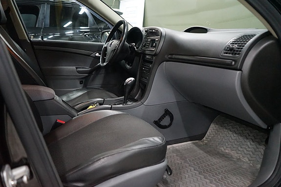 Saab 9-3 9 of 18