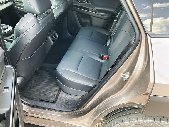 Toyota bZ4X Touring 8 of 11