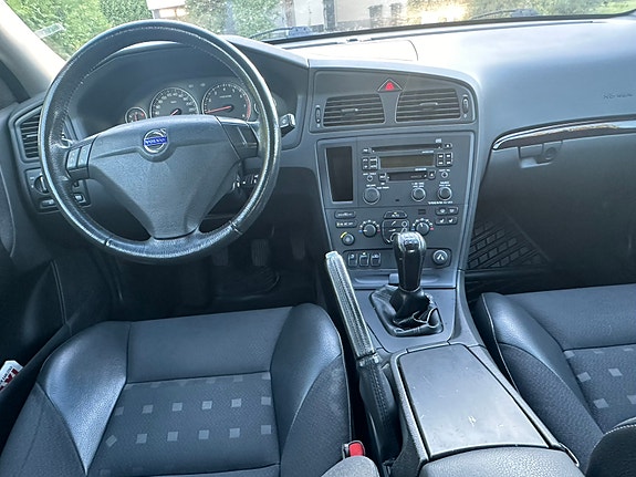 Volvo S60 7 of 7