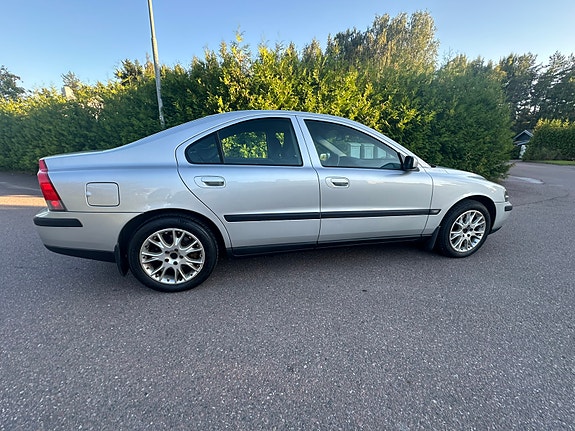 Volvo S60 6 of 7