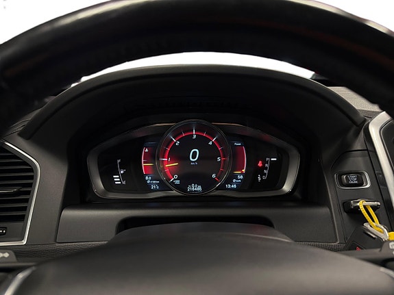Volvo XC60 17 of 18