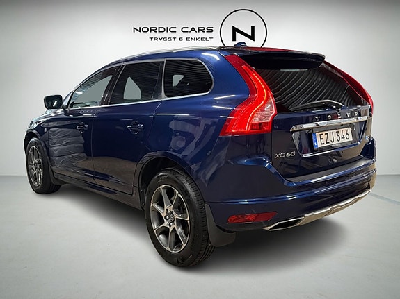 Volvo XC60 2 of 18