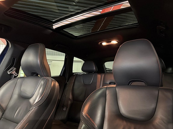 Volvo XC60 8 of 18