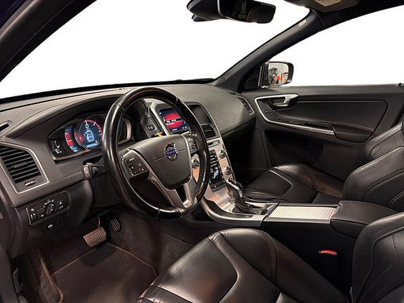 Volvo XC60 7 of 18