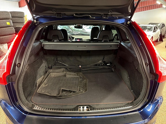 Volvo XC60 18 of 18
