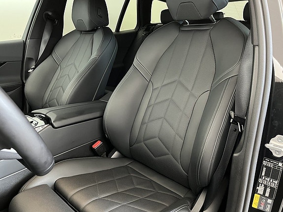 BMW 530e 7 of 16