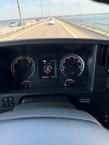 Scania P 280 5 of 10