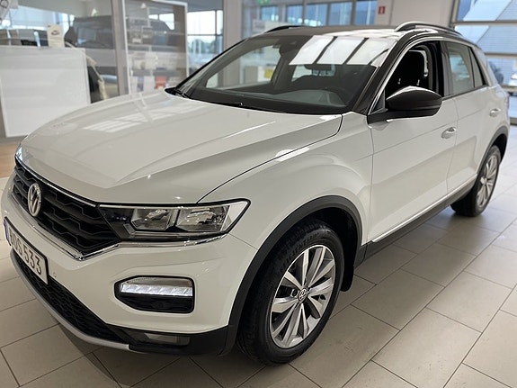 Volkswagen T-Roc 10 of 18