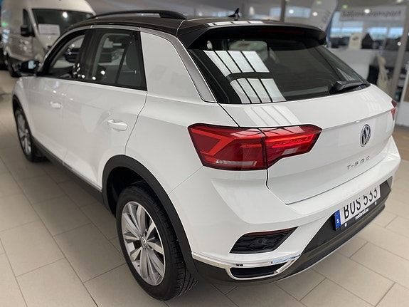 Volkswagen T-Roc 9 of 18