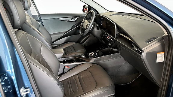 Kia Niro 3 of 17