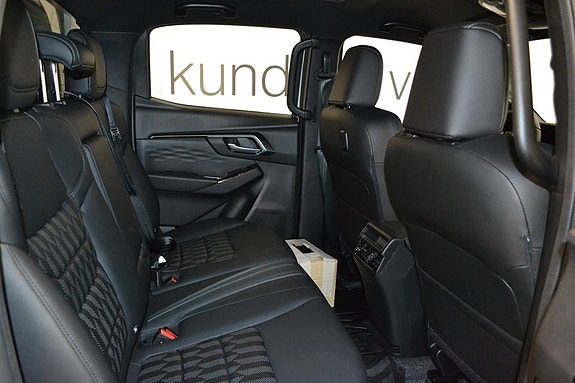 Isuzu D-max 9 of 18
