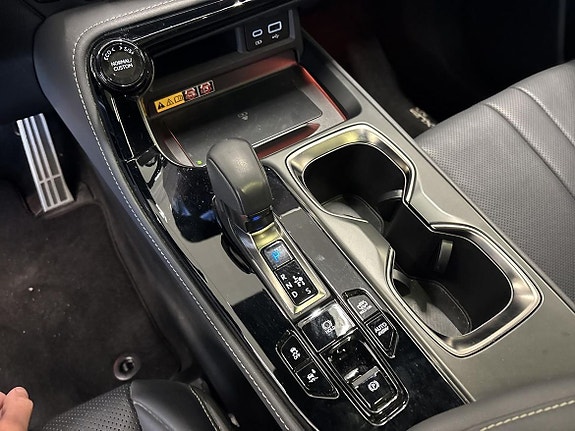 Lexus NX450h+ 16 of 16