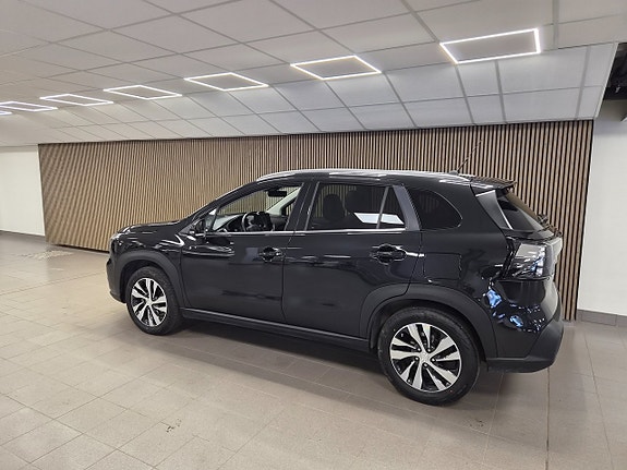 Suzuki S-Cross 4 of 11