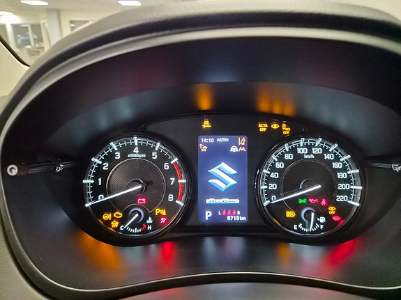 Suzuki S-Cross 11 of 11