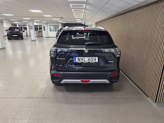 Suzuki S-Cross 5 of 11