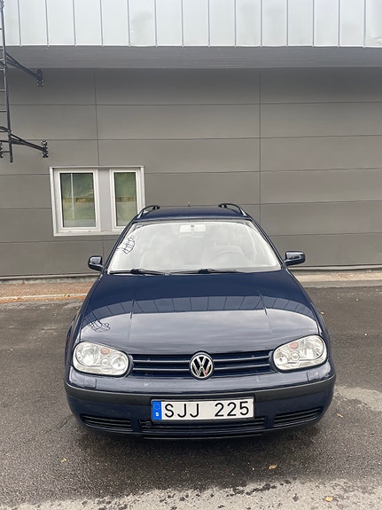 Volkswagen Golf IV 3 of 14