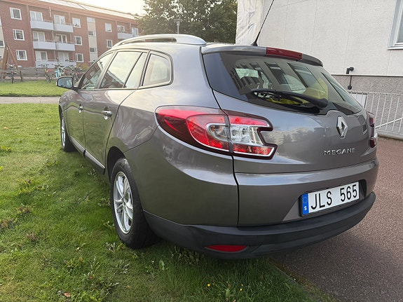 Renault Megane III 4 of 11