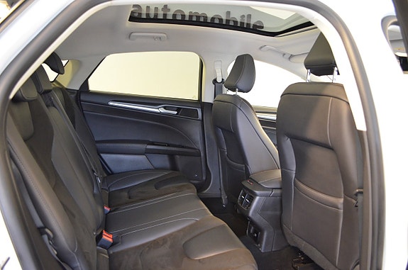 Ford Mondeo 18 of 22