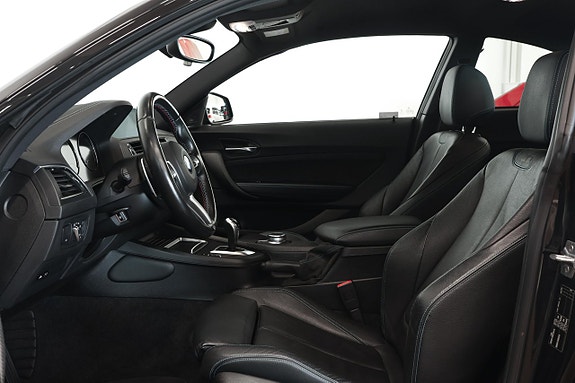 BMW M2 18 of 19