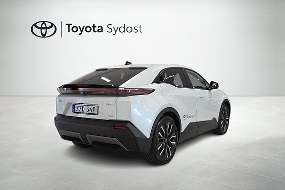 Toyota C-HR+ 2 of 20