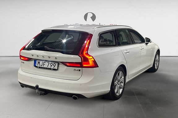 Volvo V90 7 of 17