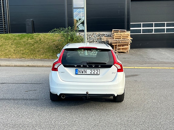 Volvo V60 7 of 10