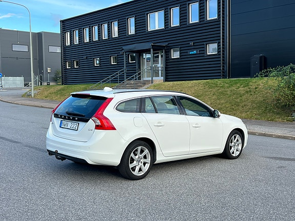 Volvo V60 6 of 10
