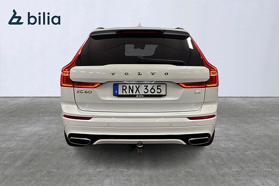 Volvo XC60 6 of 22