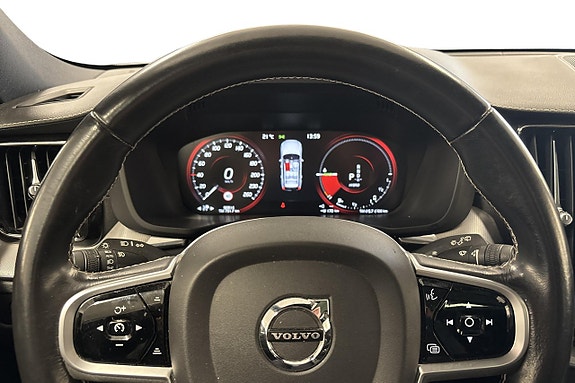 Volvo XC60 8 of 22