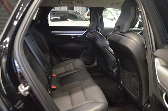 Volvo V90 17 of 21