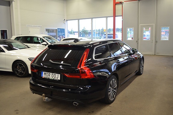 Volvo V90 5 of 21