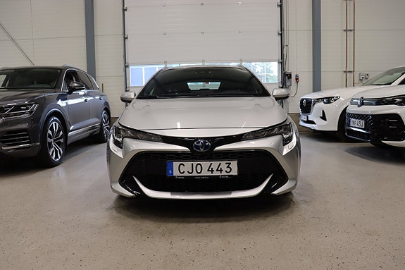 Toyota Corolla 2 of 22