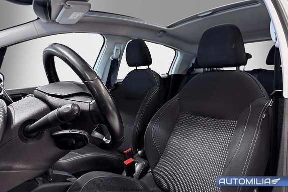 Peugeot 208 3 of 13