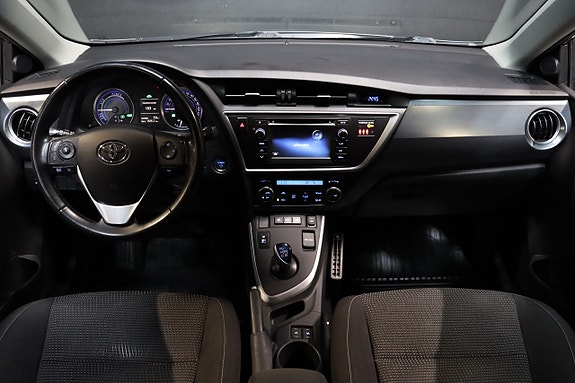 Toyota Auris 16 of 22