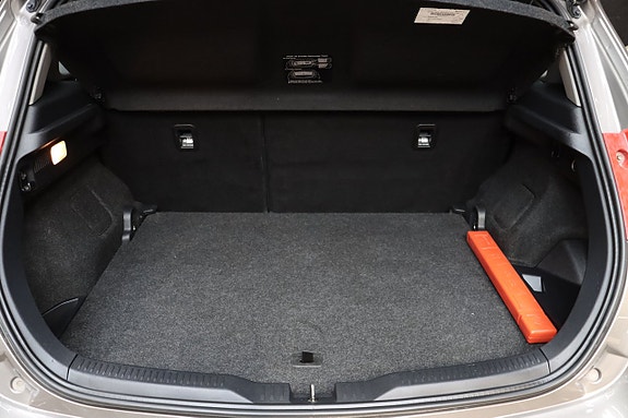 Toyota Auris 14 of 22