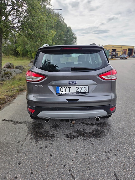 Ford Kuga 6 of 12