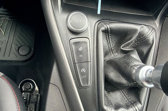 Ford Focus 14 of 17