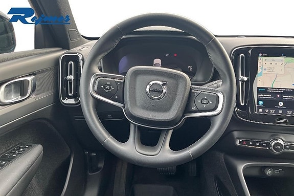 Volvo EX40 10 of 25